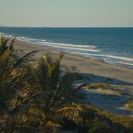 Tuckaway Shores Resort Melbourne Bagian luar foto