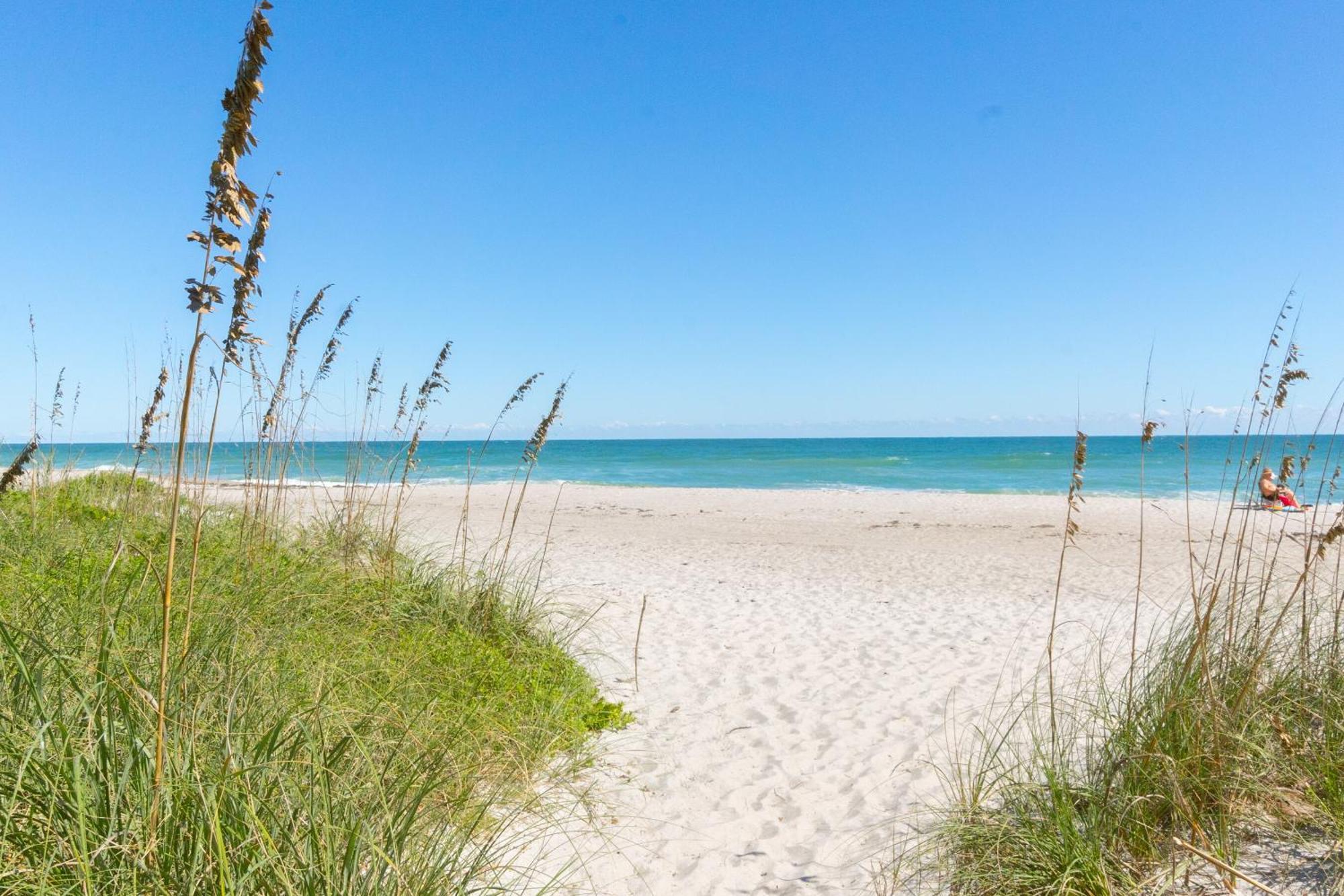 Tuckaway Shores Resort Melbourne Bagian luar foto
