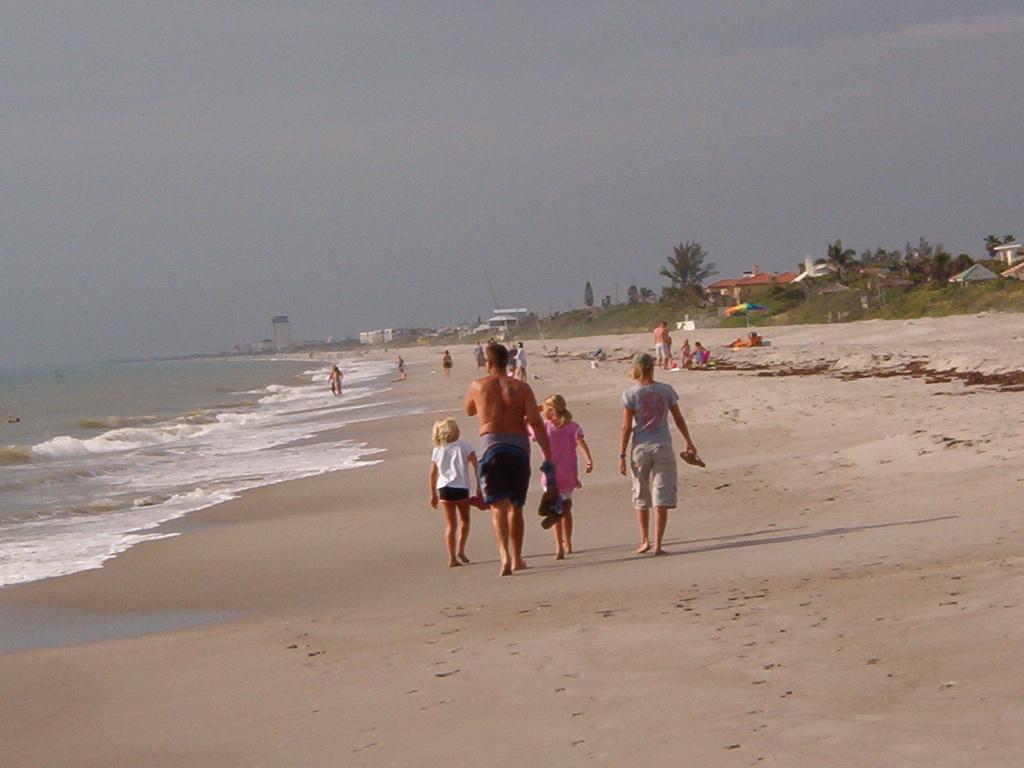 Tuckaway Shores Resort Melbourne Bagian luar foto