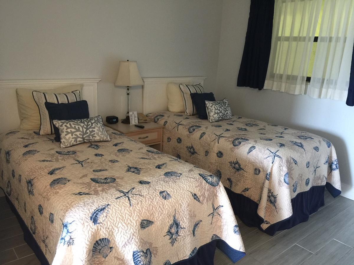 Tuckaway Shores Resort Melbourne Bagian luar foto