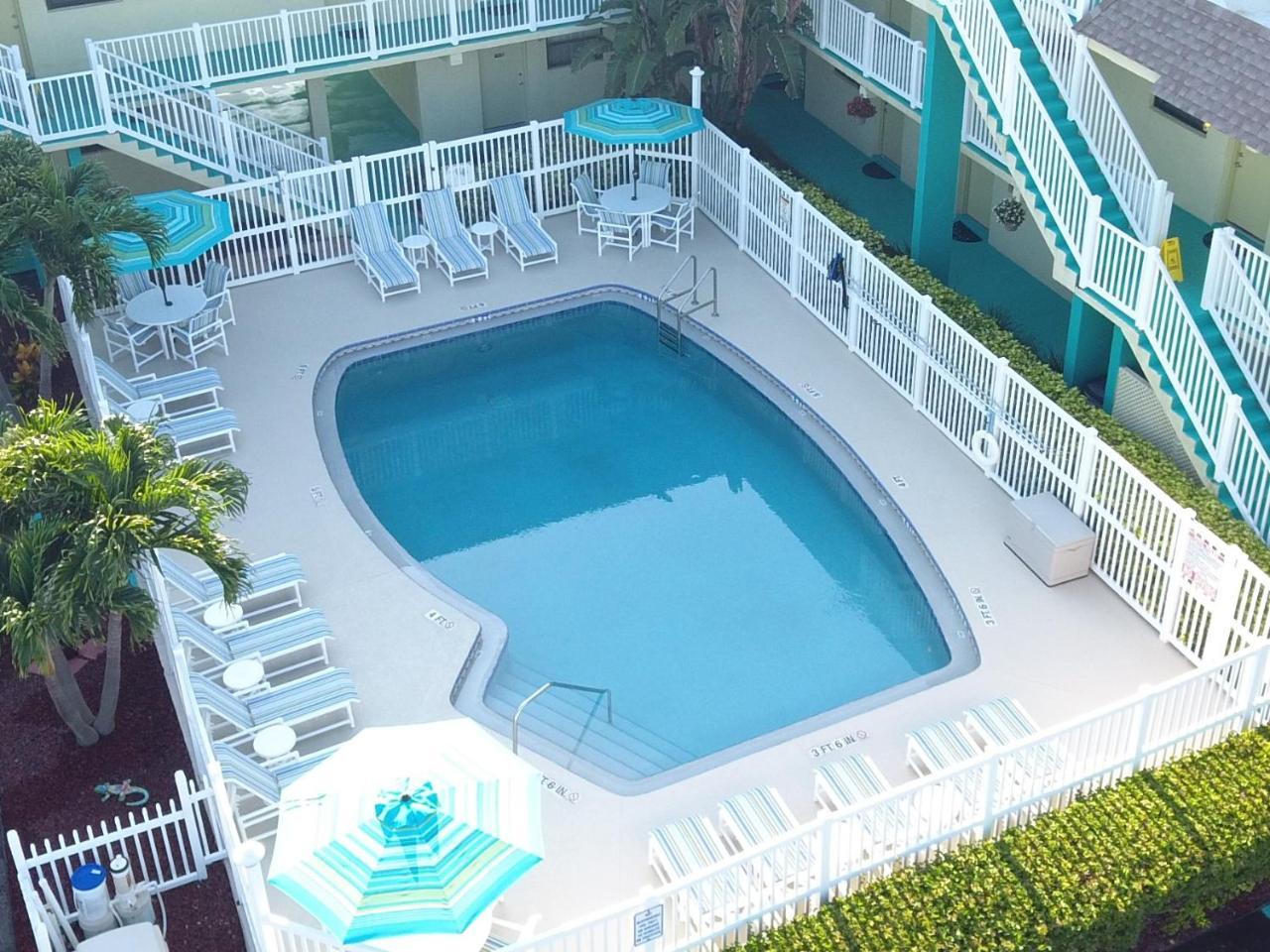 Tuckaway Shores Resort Melbourne Bagian luar foto